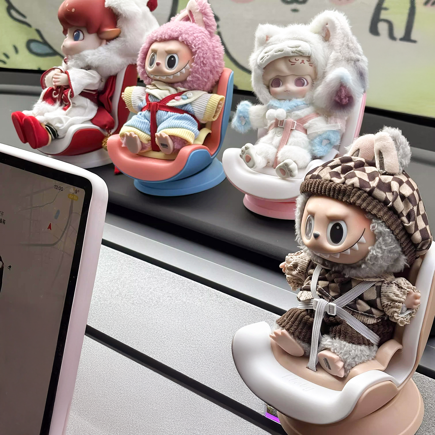 主图-01 Labubu Car Safety Seat-Car Air Outlet Ornaments - Image 1