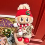 LABUBU Exciting Macaron V1 Series Clothing Set-Christmas Sweater Series - Image 5