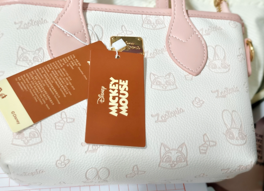 Image #1 from Mia Wilson